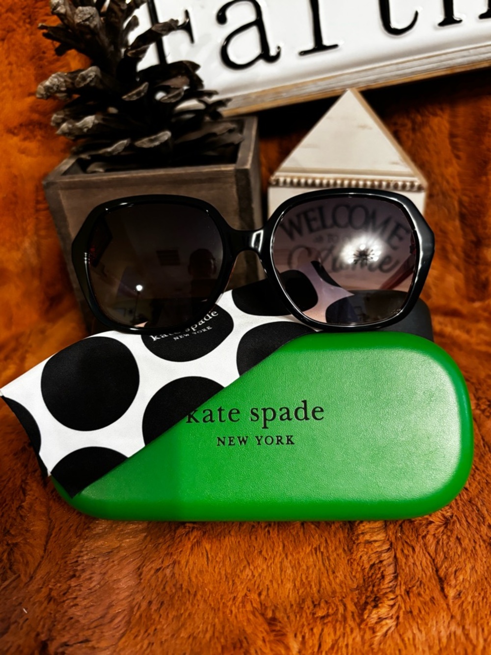 Kate Spade Ellery Black/Pink Oversized Sunglasses with Gradient Lenses